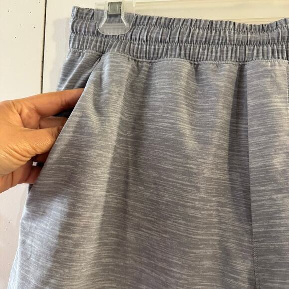 Lululemon Pace Breaker Short Linerless 9” Gray Size Medium Activewear Athleisure - Picture 5 of 7